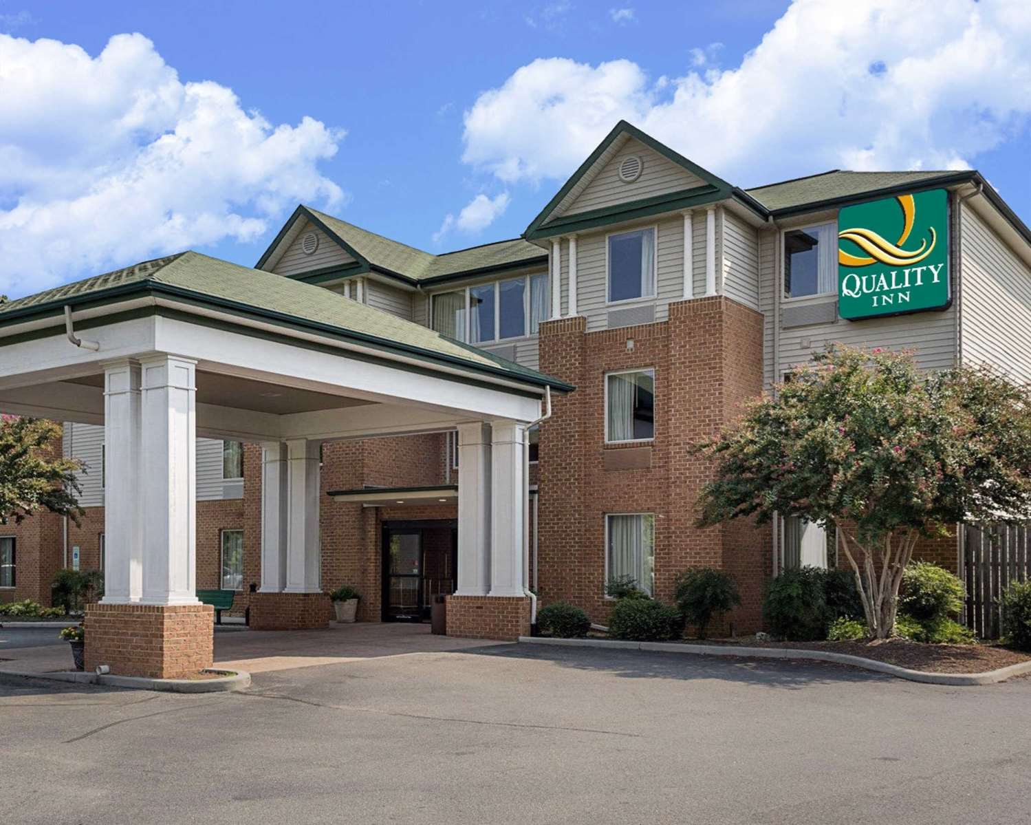 Holiday Inn Express Gloucester An Ihg Hotel 2/32