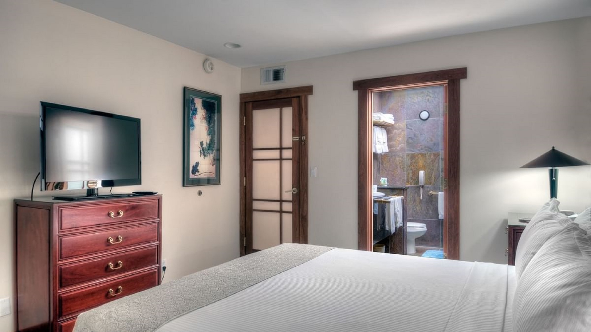 Sunset, 2 Beds