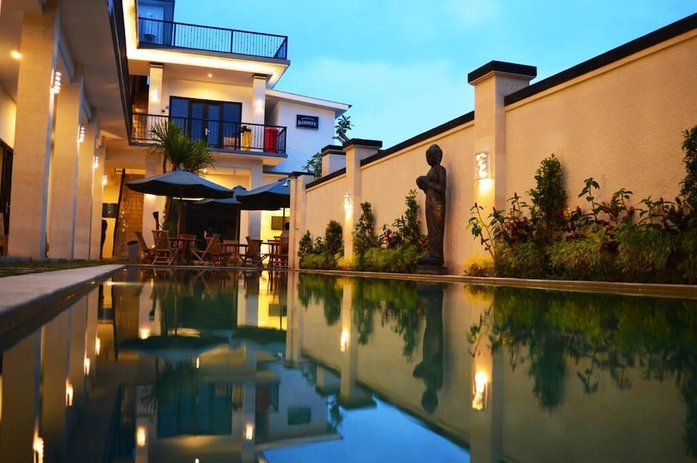 Tirtha Canggu Suites 6/31