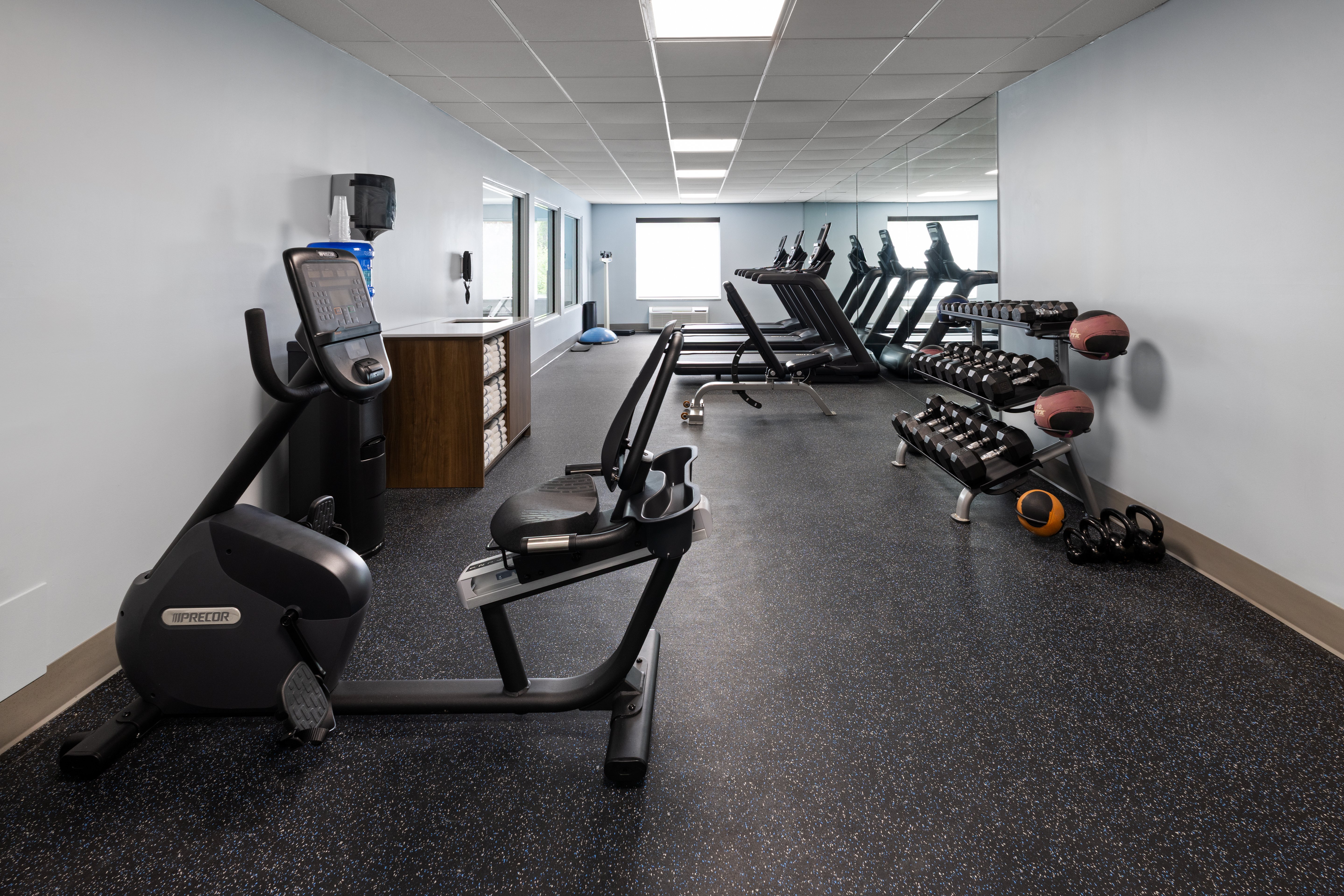 Holiday Inn Express Hotel Suites Meriden 29/50