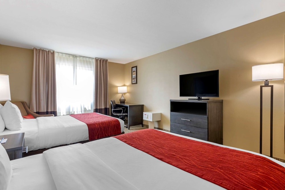 Comfort Inn & Suites Ponca City Near Marland Mansion 6/38
