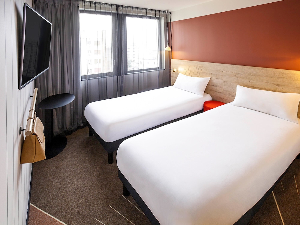 STANDARD, TWIN BEDS