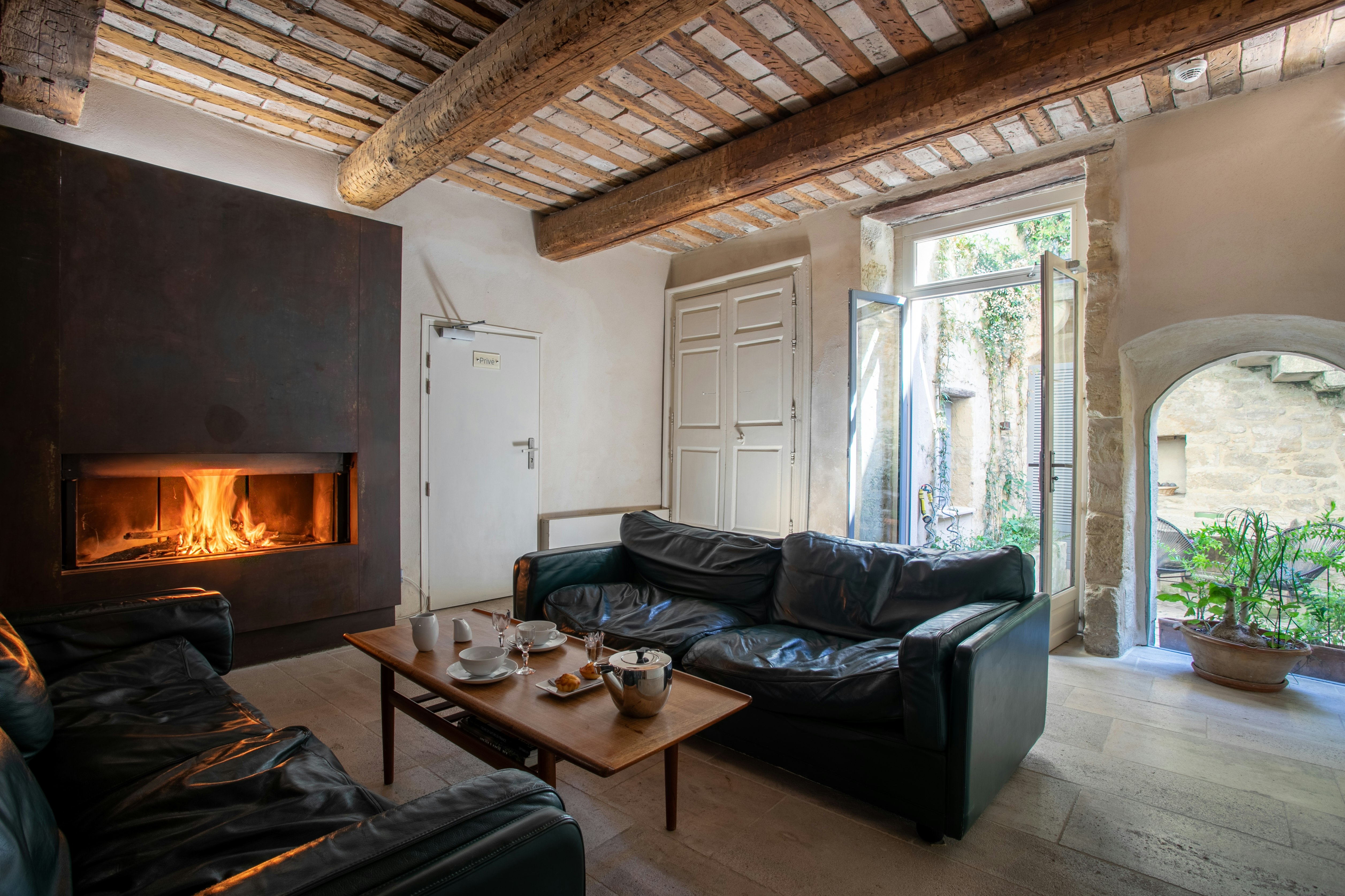 Boutique Hotel Entraigues 43/61