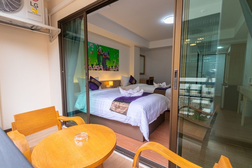 Peacock De Pai Hotel 25/50