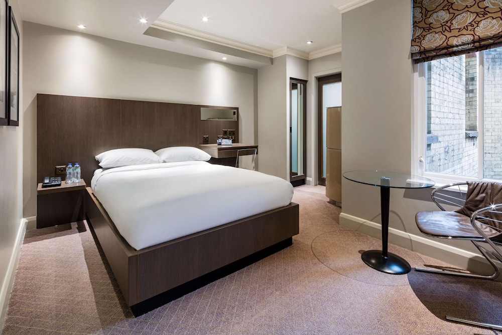 Radisson Blu Hotel London Bloomsbury 15/75