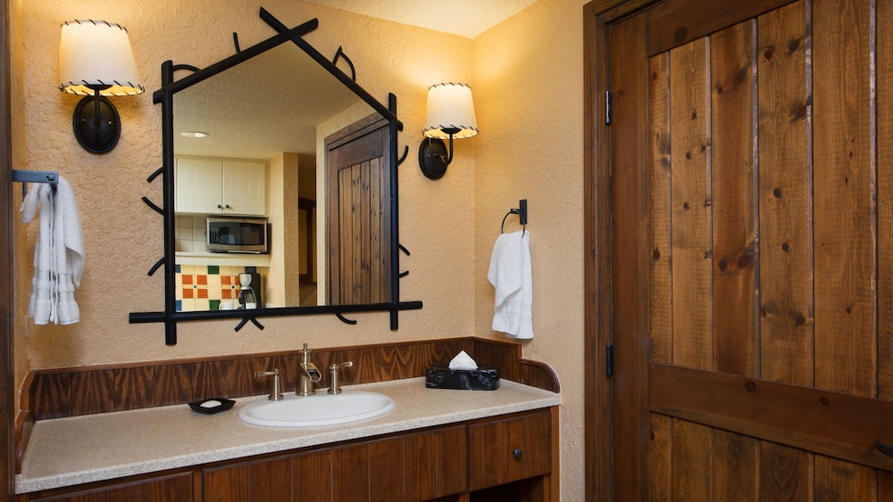 Boulder Ridge Villas at Disneys Wilderness Lodge 49/54