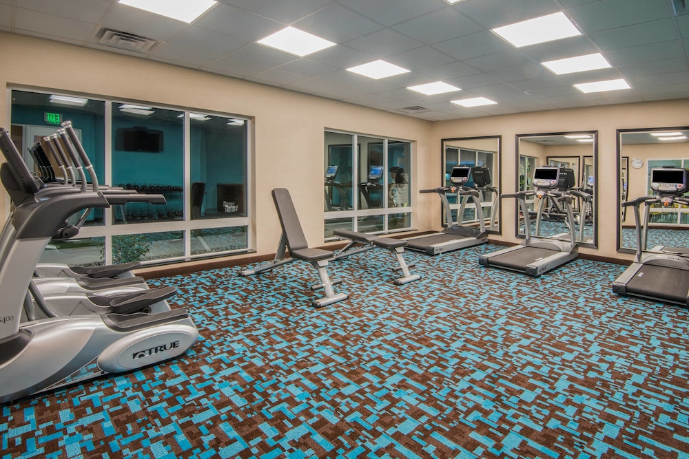 Fairfield Inn Suites Fort Wayne Southwest 16/33