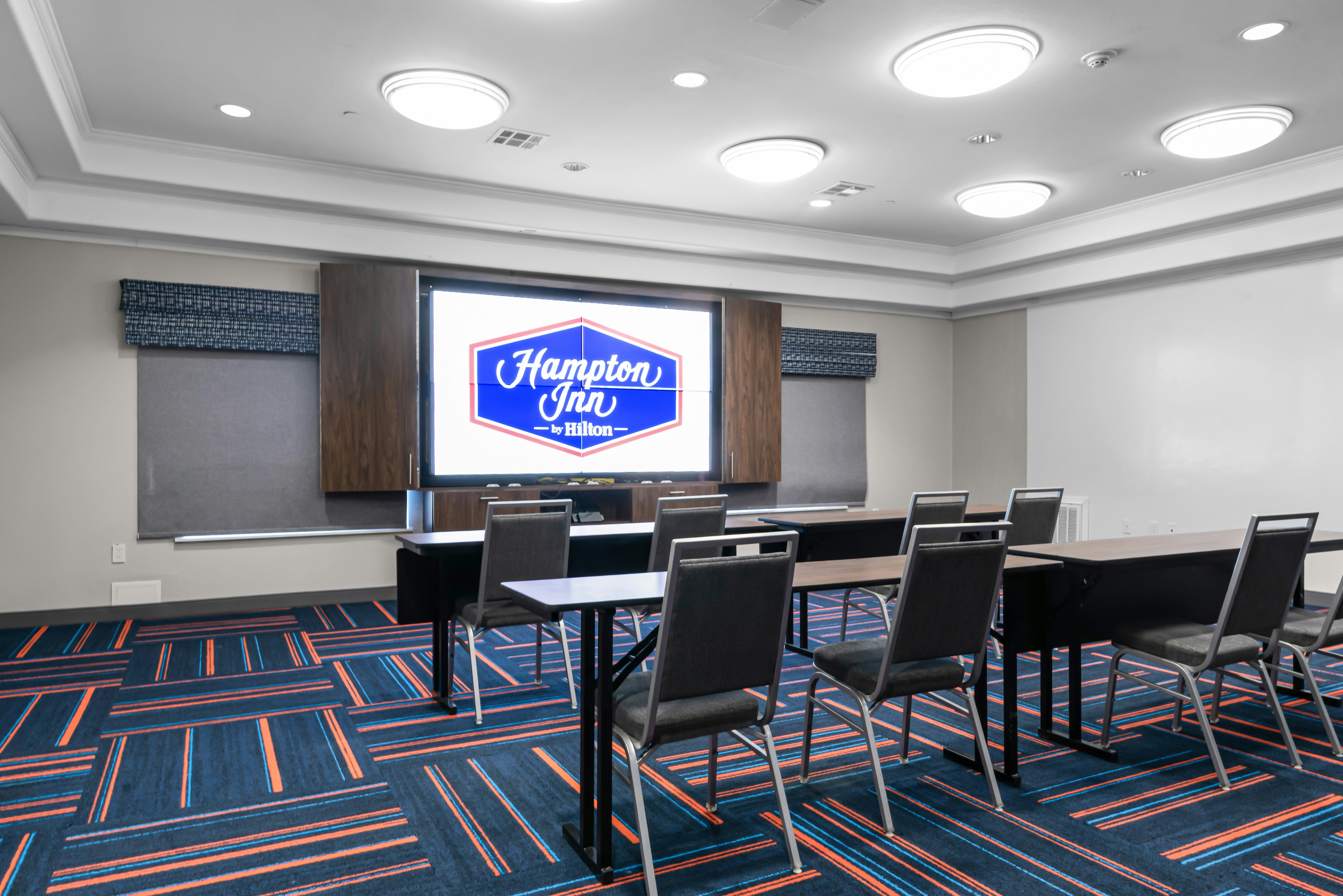 Hampton Inn Seguin 48/53