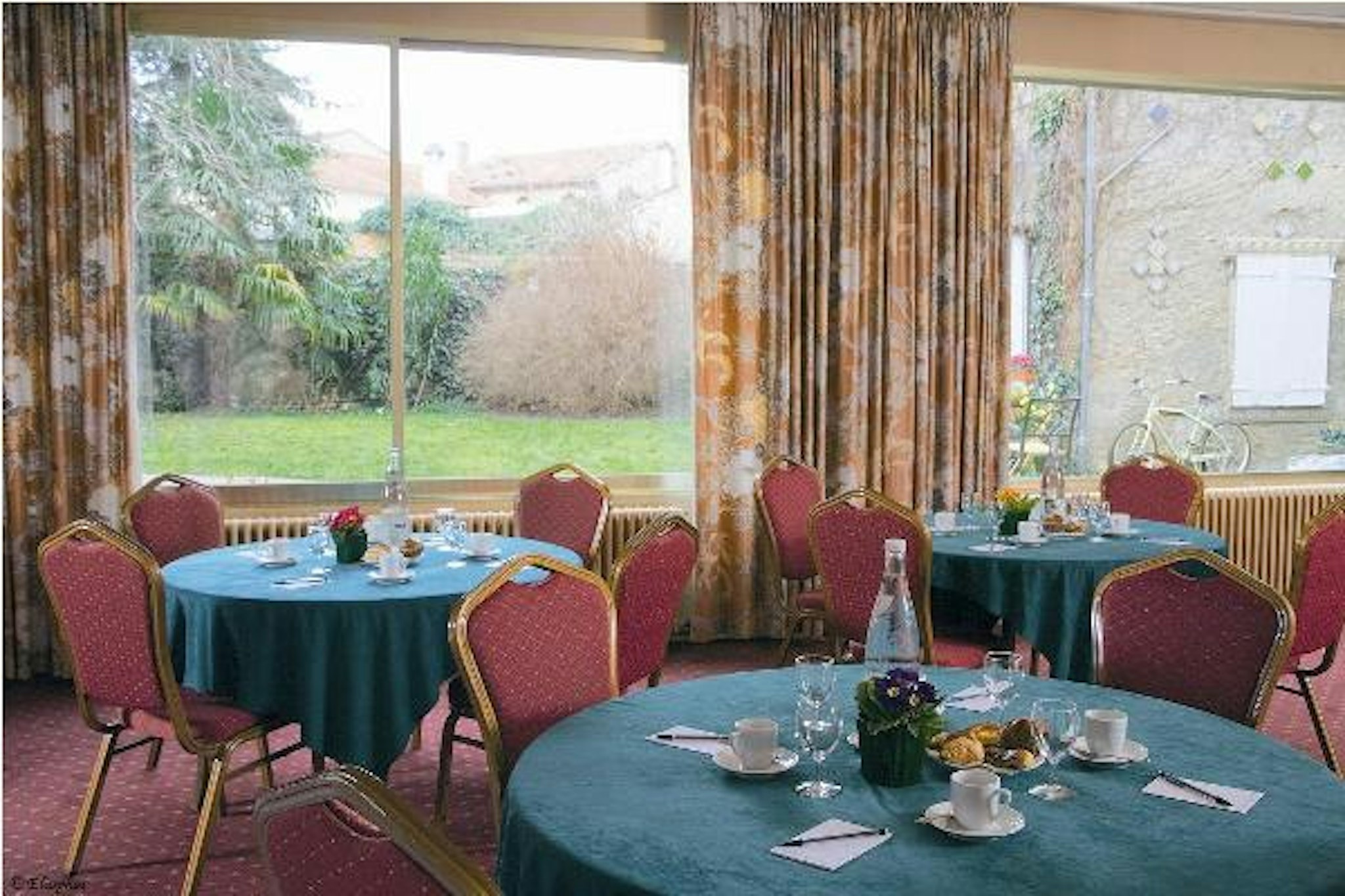 Hostellerie Saint Antoine 42/48