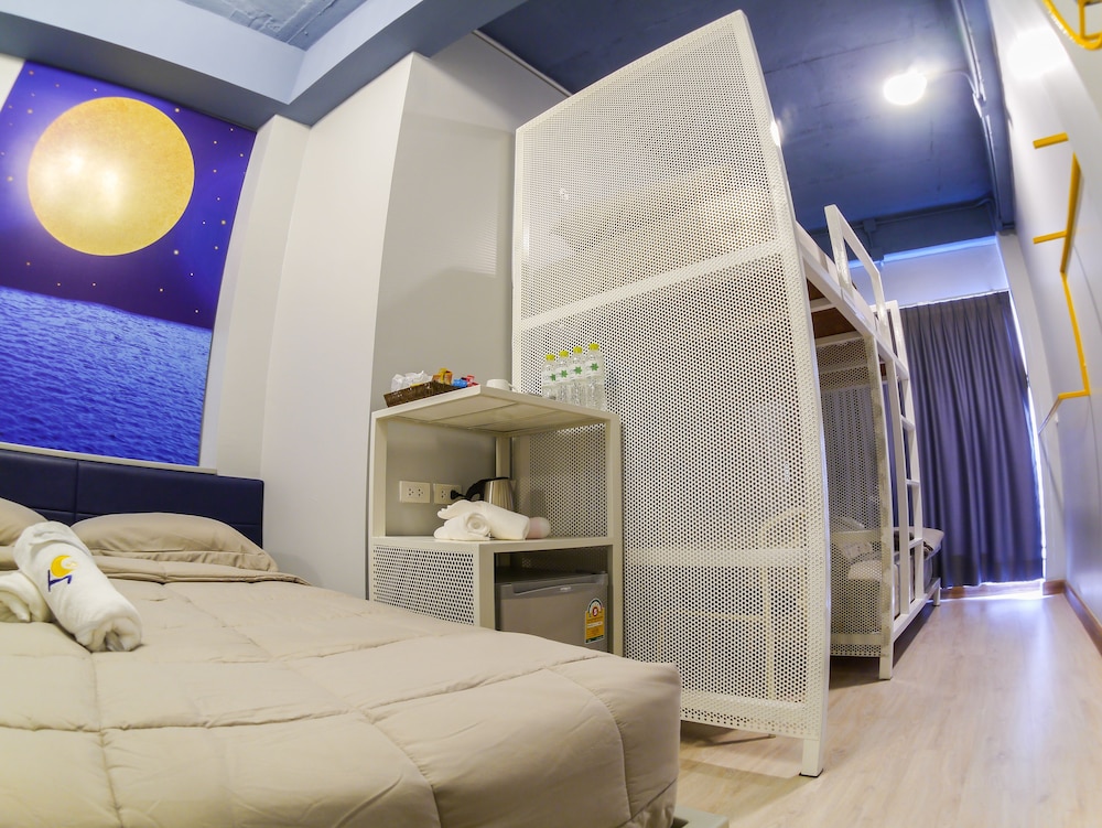 The Moon Hostel Hua Hin 20/68