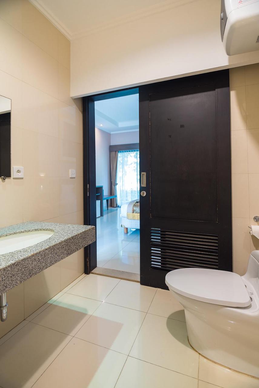 غرفة ديلوكس بسريرين منفصلين بإطلالة على البحر، Padma Sari Hotel 9/10