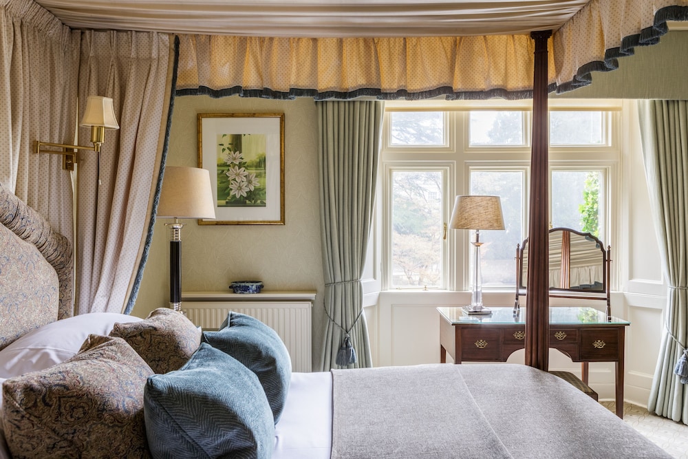 DELUXE, DOUBLE BED