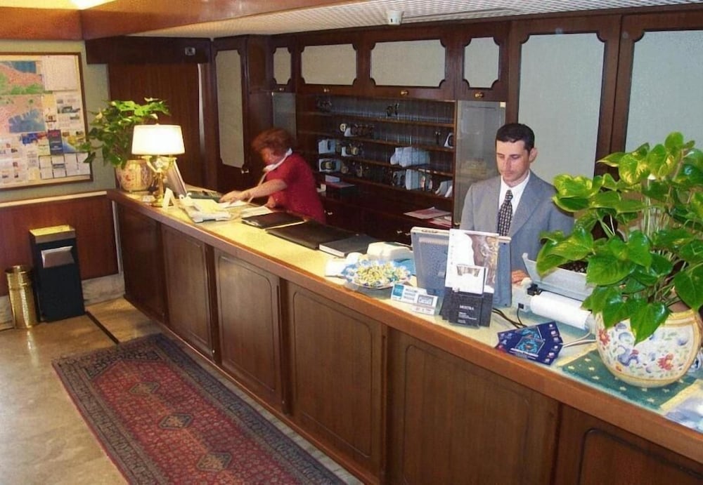 Hotel Milano 5/23