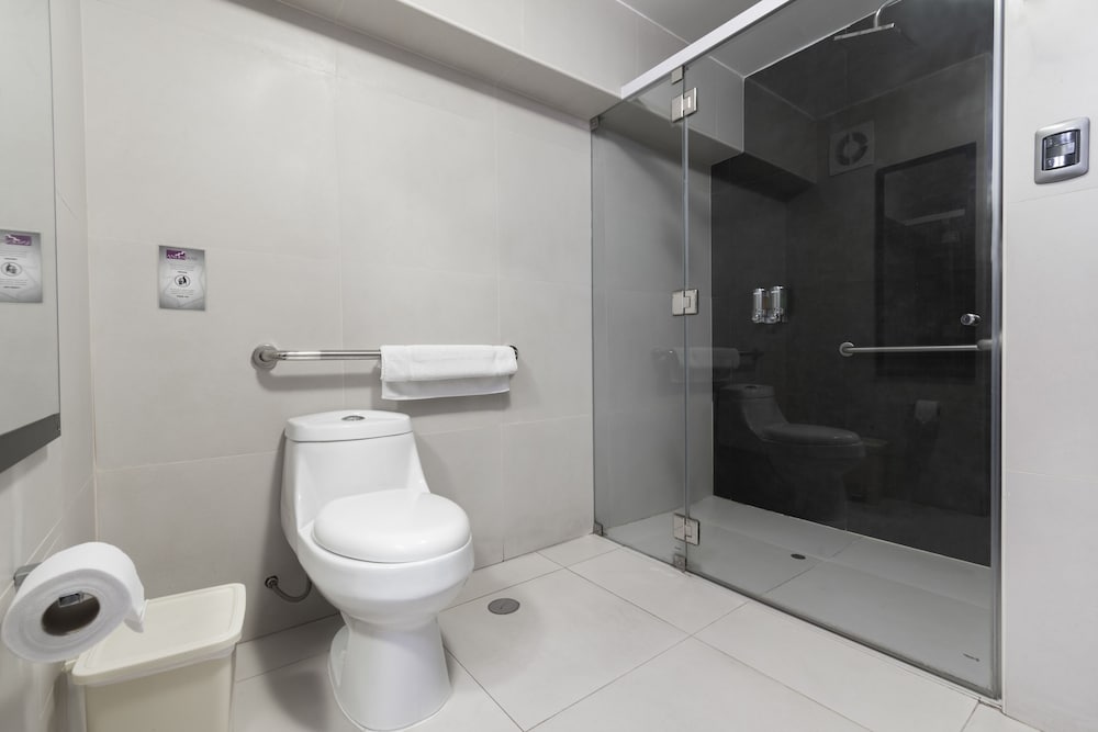 Andesmar Hotel & Suites 62/67
