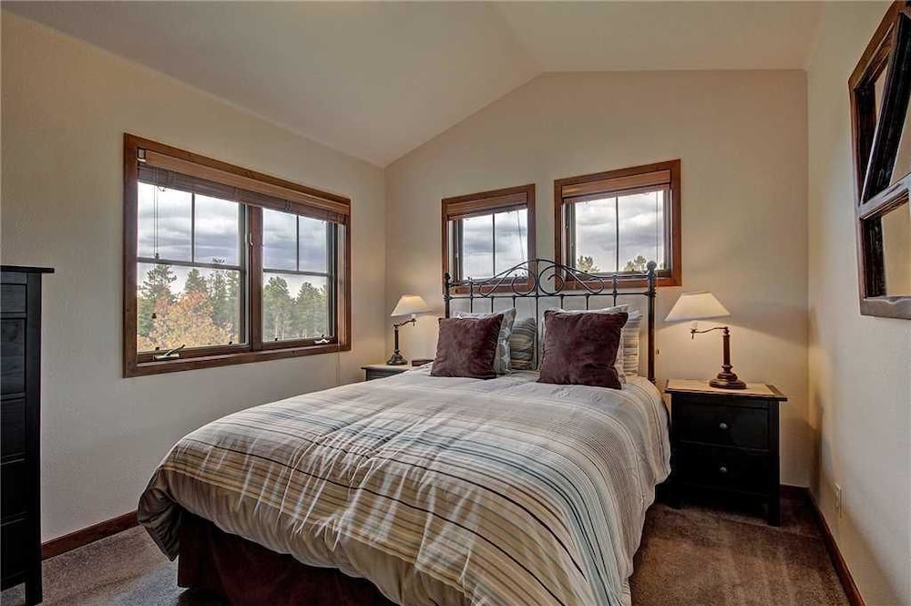 Los Pinos By Breckenridge Resort Managers 12/74