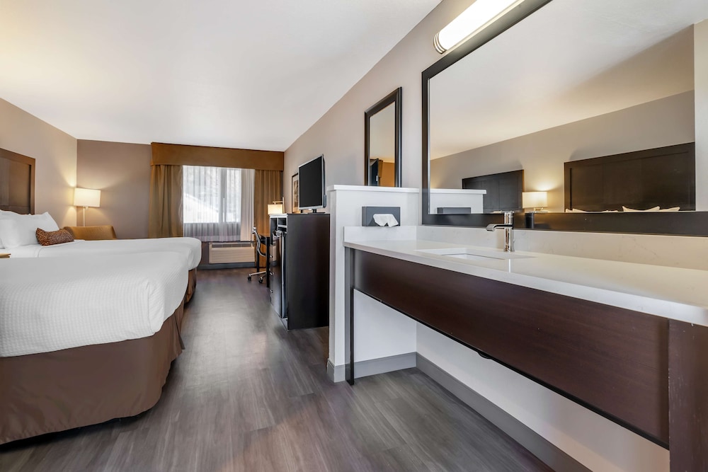 غرفة قياسية بسريرين كوين، Best Western Inn Of Vancouver 4/10