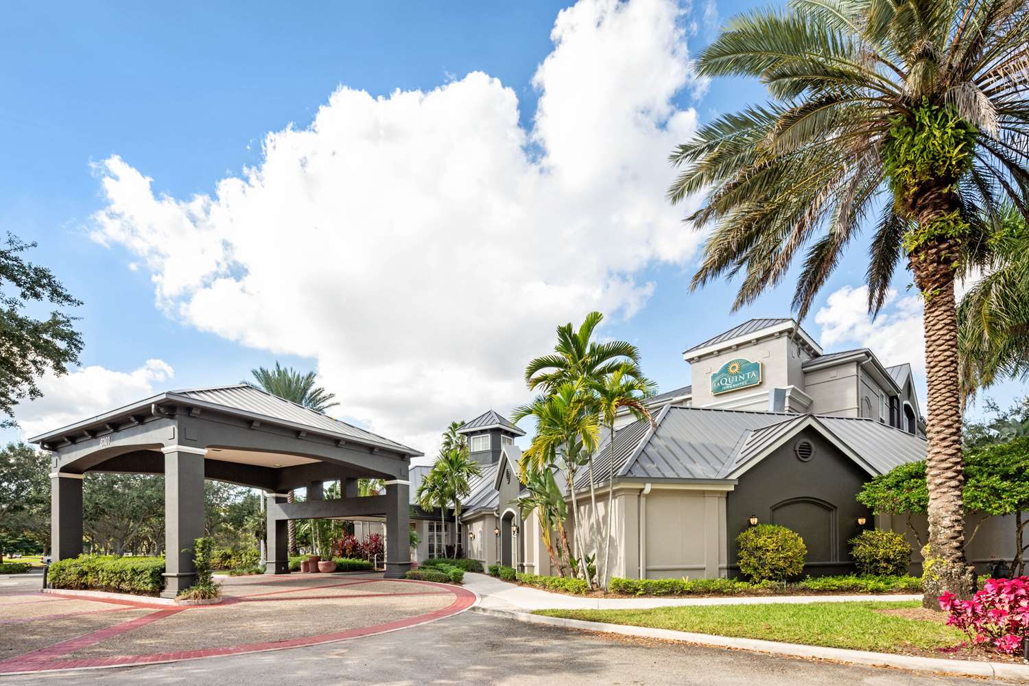 La Quinta Inn & Suites by Wyndham Ft. Lauderdale Plantation 18/24