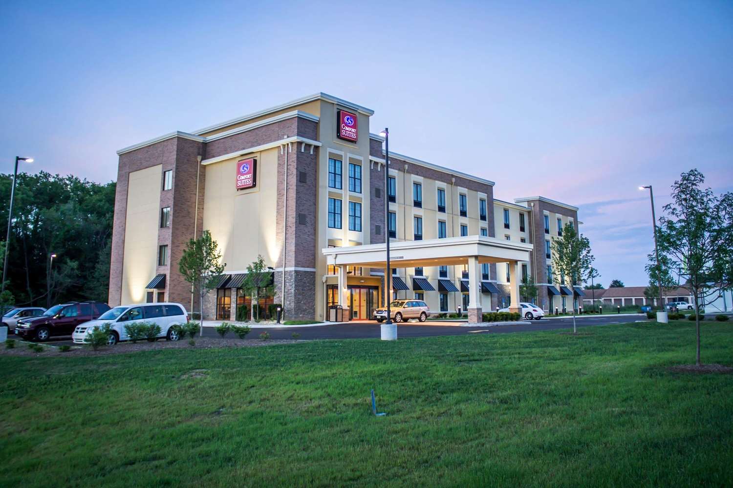 Comfort Suites Hartville-North Canton 3/43