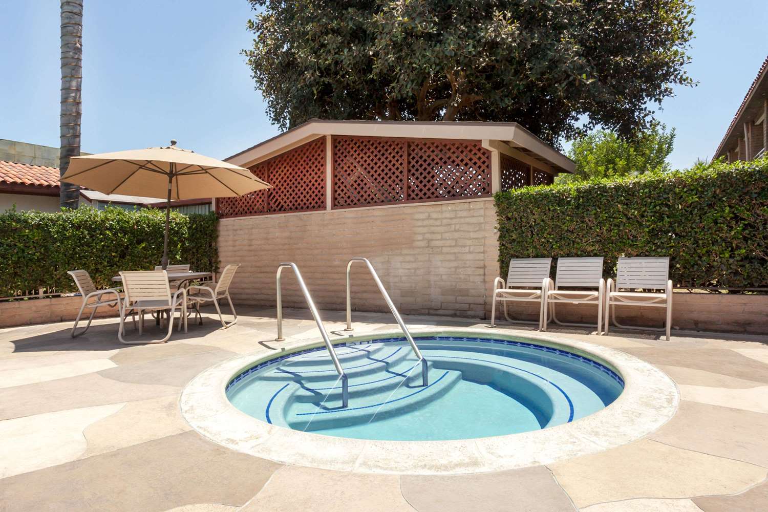 Orange County Airport Hotel Costa Mesa 13/15