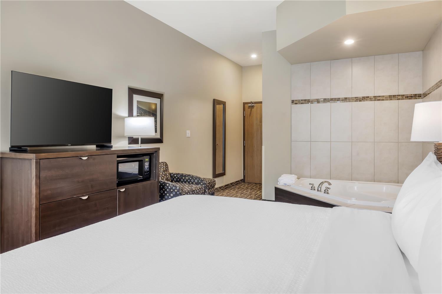 Room, King Bed