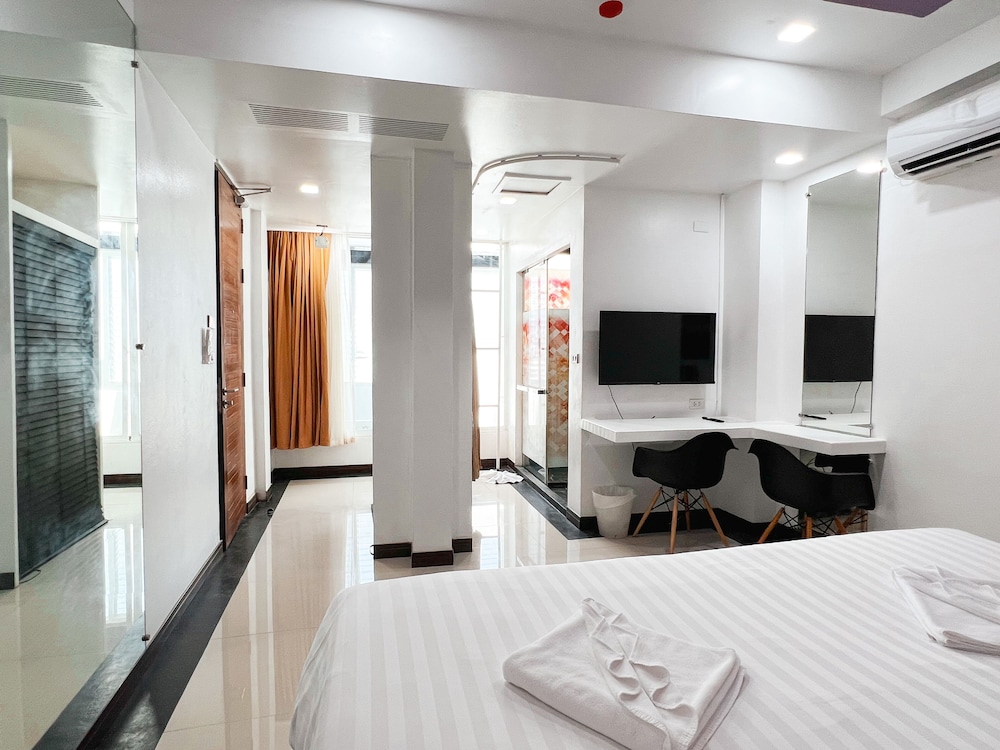 SUPERIOR, DOUBLE BED