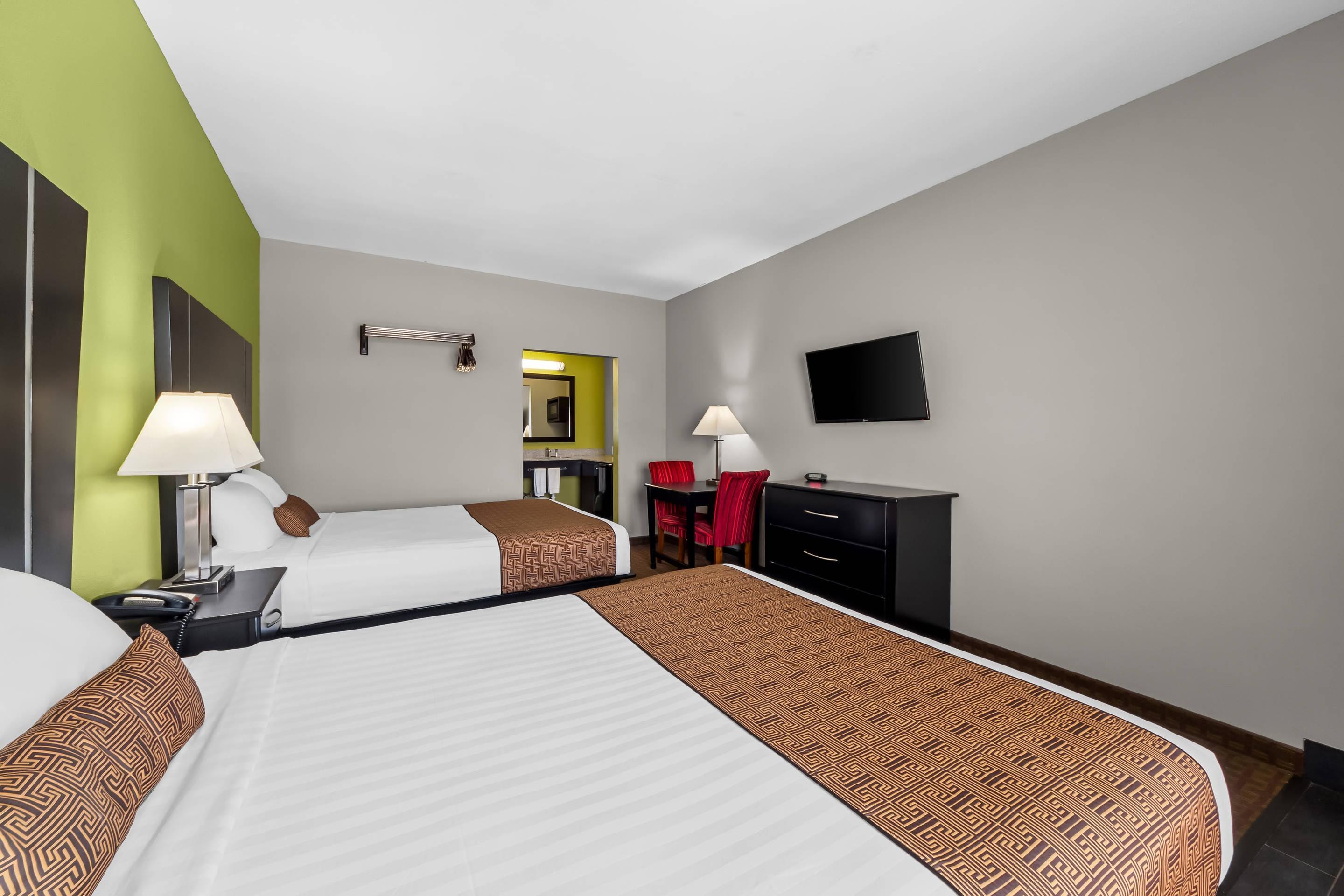 Room, 2 Queen Beds