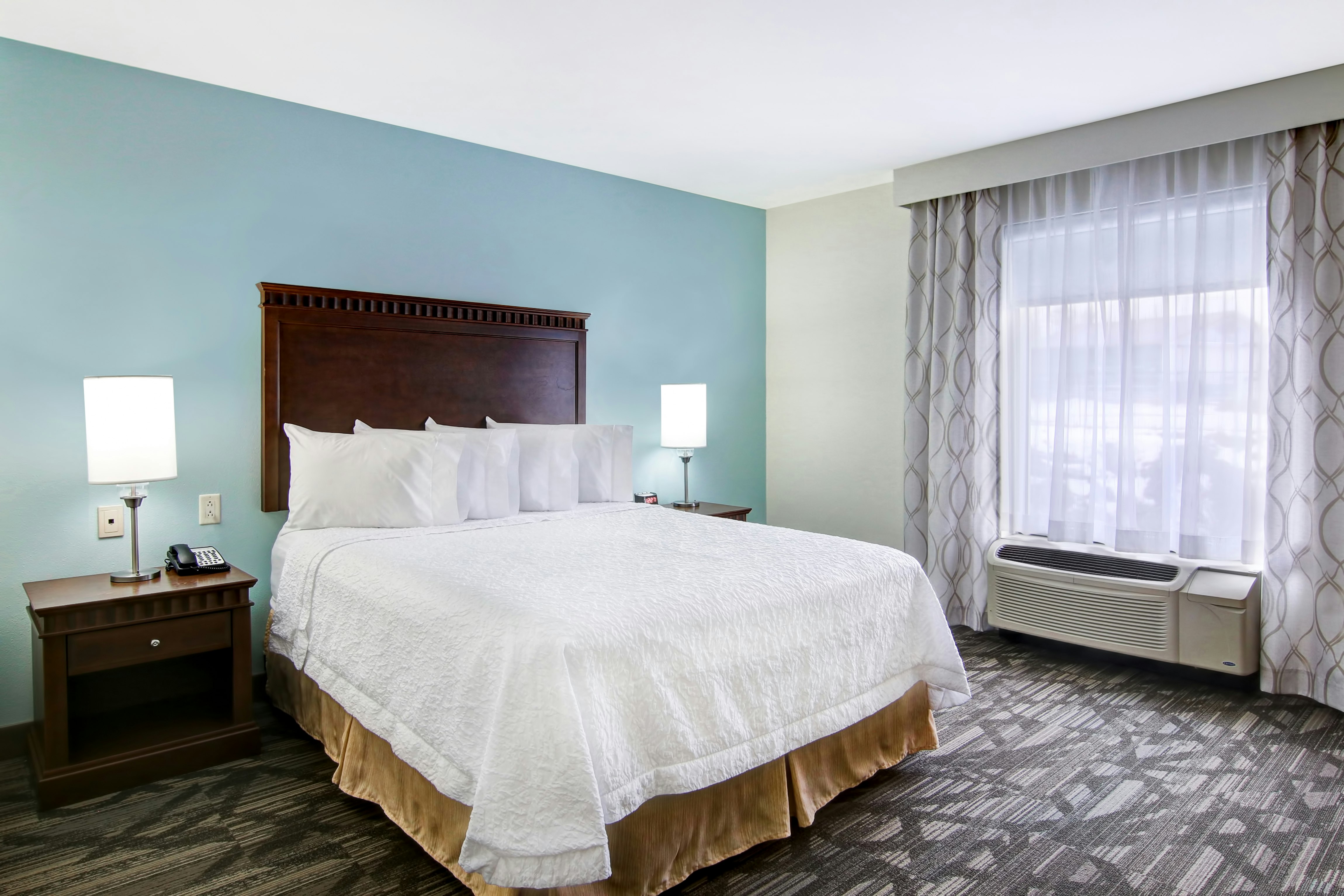 Room, Queen Bed, Accessible