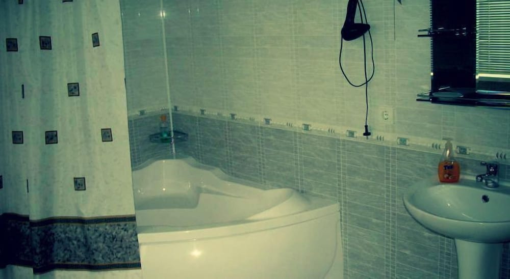 Hotel Lidia 65/65