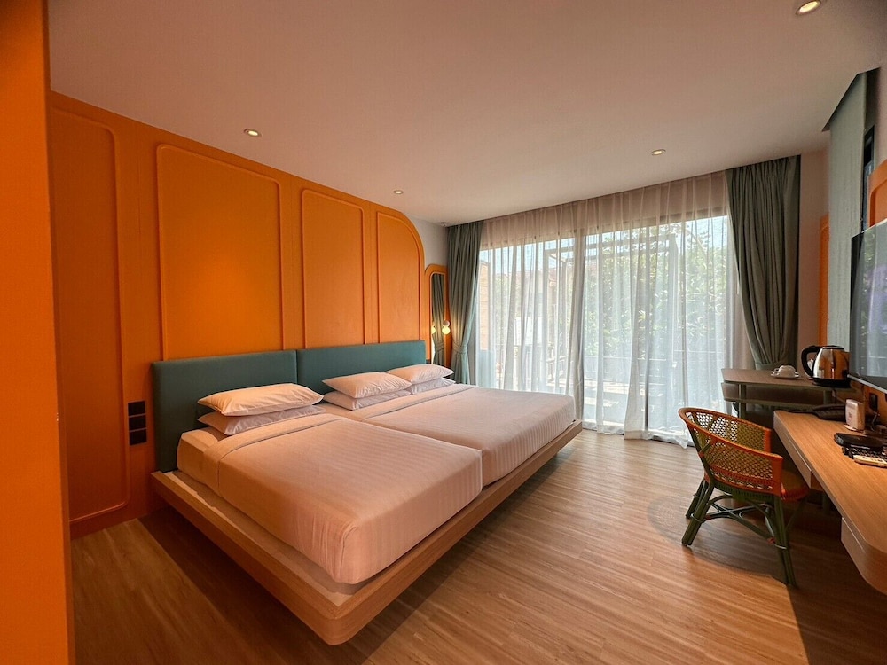 LUXURY, DOUBLE BED, RESORT VIEW