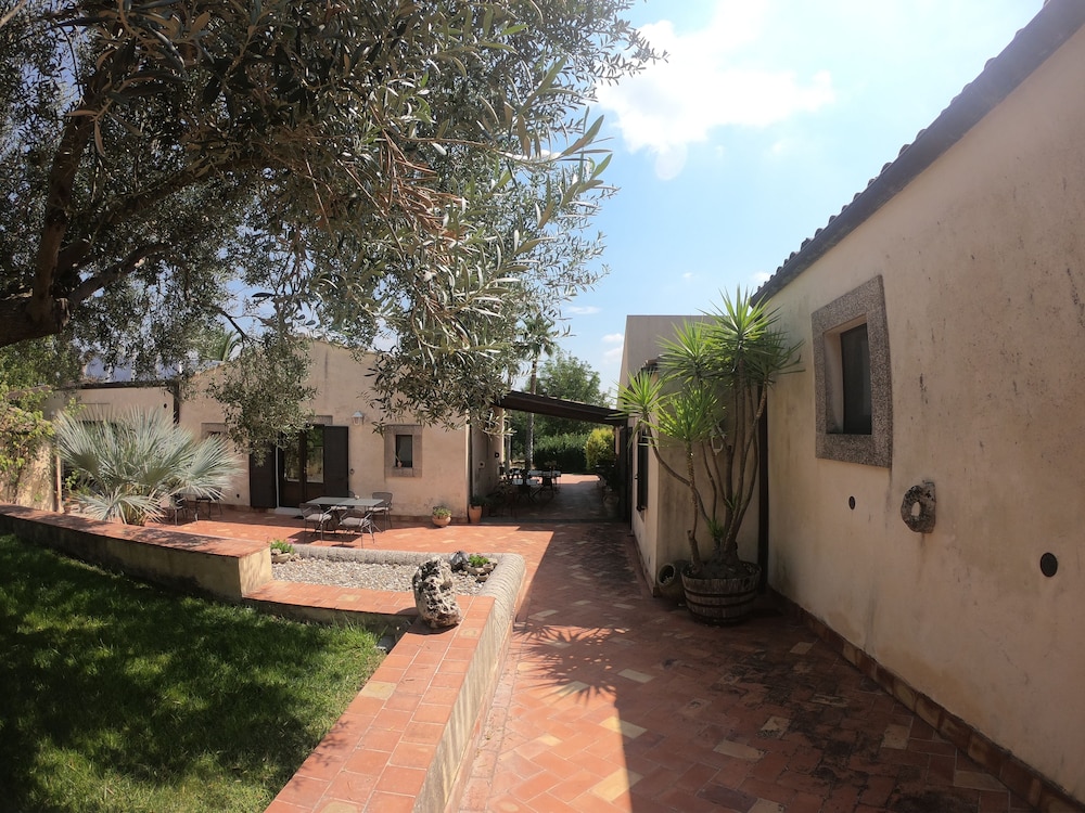 Hotel Aguglia Agriturismo 31/35