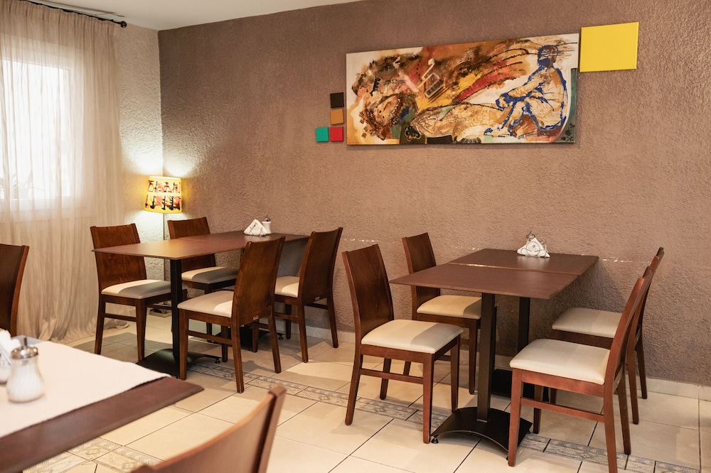 Hotel Ilisia 58/68