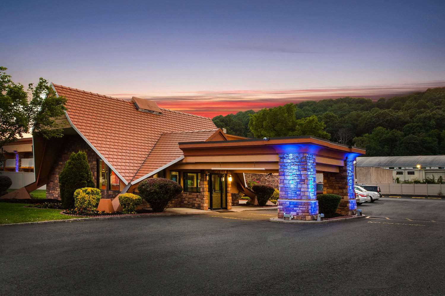 Howard Johnson by Wyndham North Plainfield 4/18