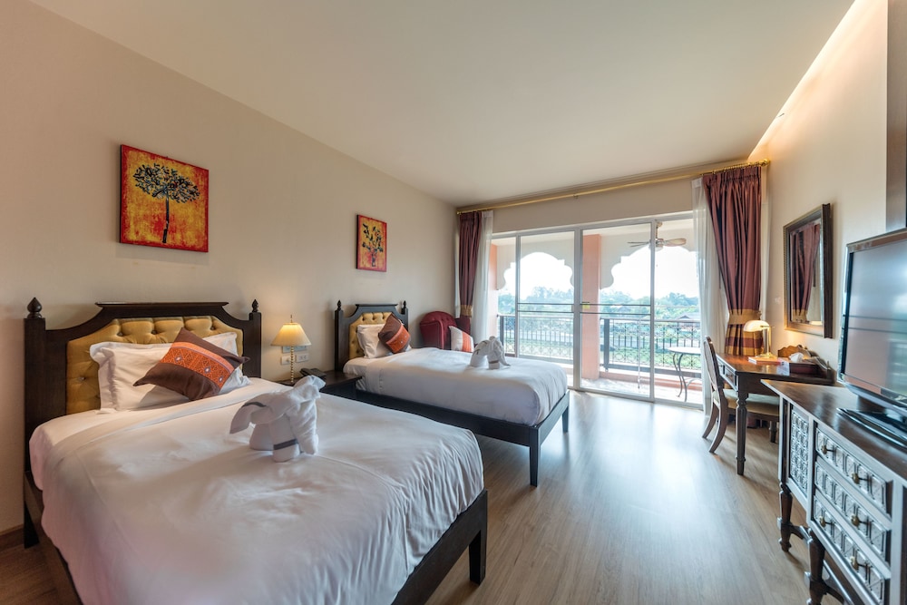 Sheik Hotel 6/46