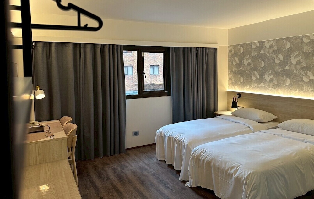 Delight Hotel 25/72