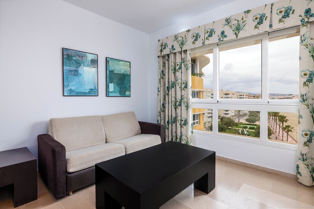 Senator Aguilas Hotel 30/49