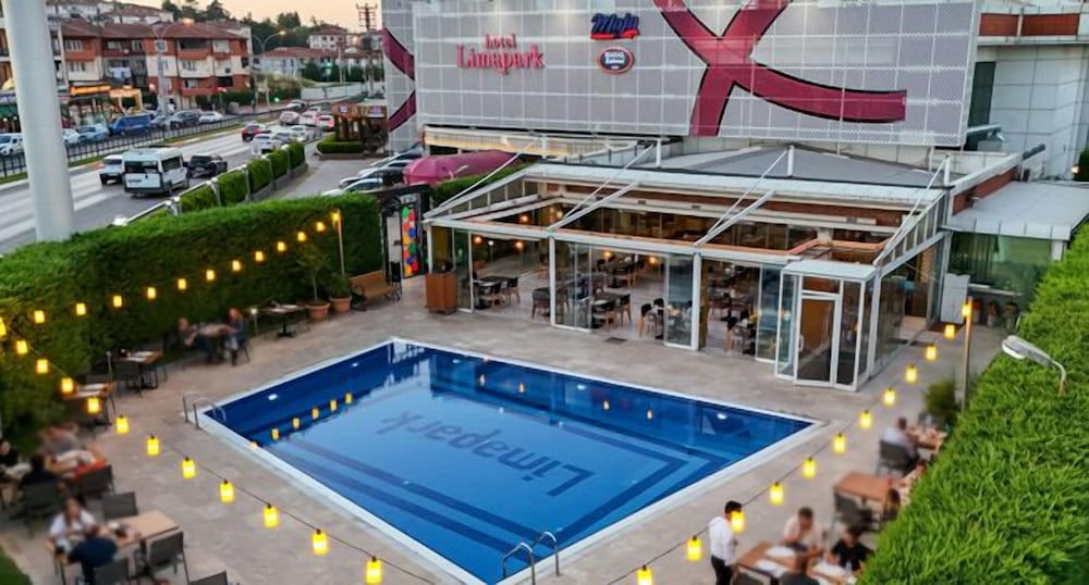 Limapark Hotel 10/47