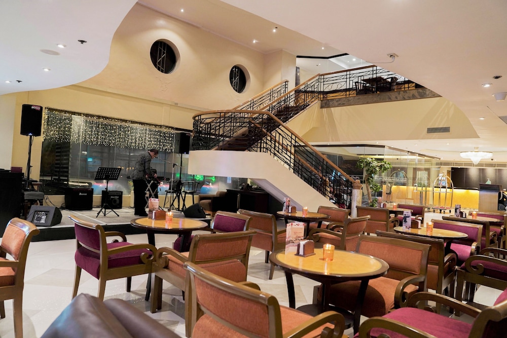 Berjaya Makati Hotel 61/72