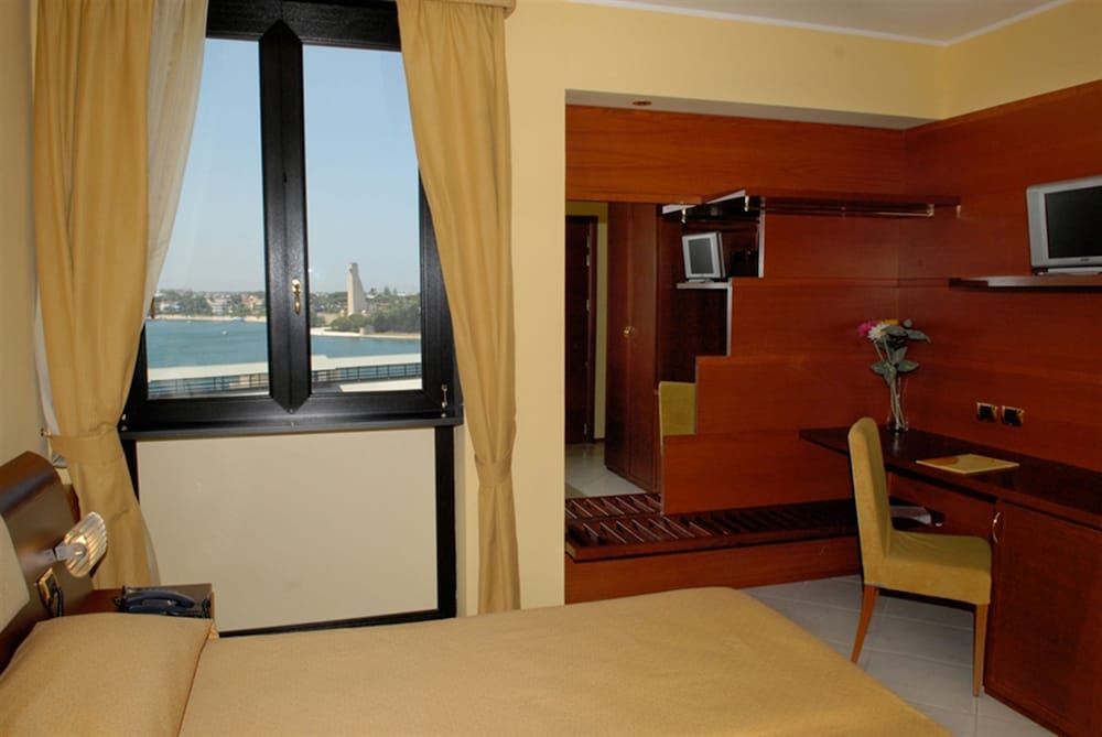 Best Western Hotel Nettuno 39/39