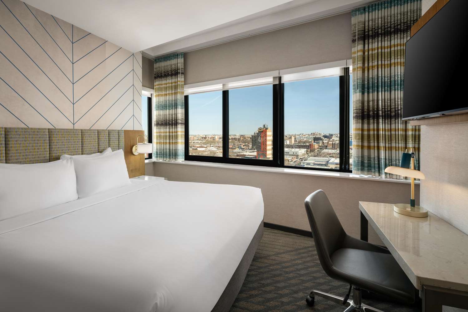 Hampton Inn by Hilton Long Island City New York 6/14