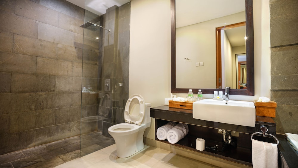 SAMAJA VILLAS KUNTI 18/67