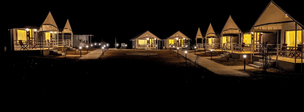 Click Resort Corbett Tiger Den 41/50