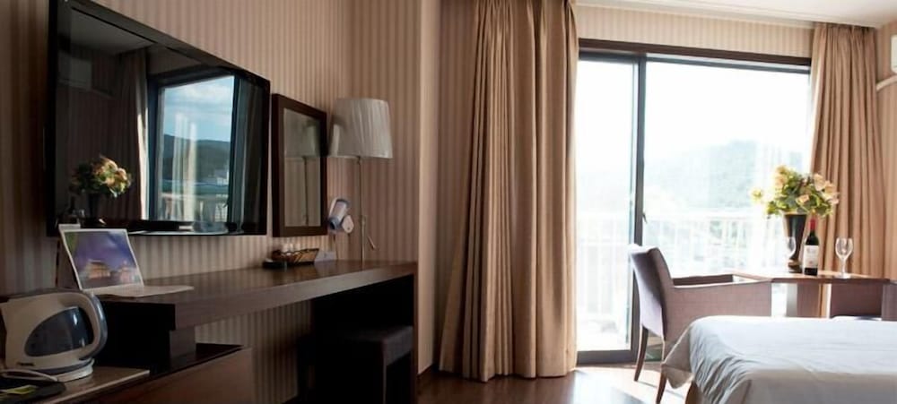 Song Jung Hotel 25/25