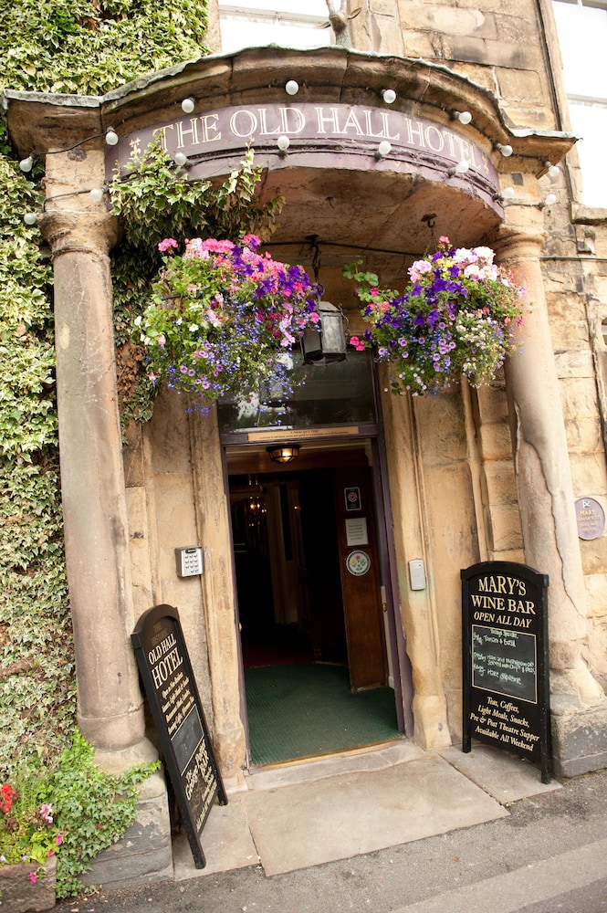 Old Hall Hotel 2/70