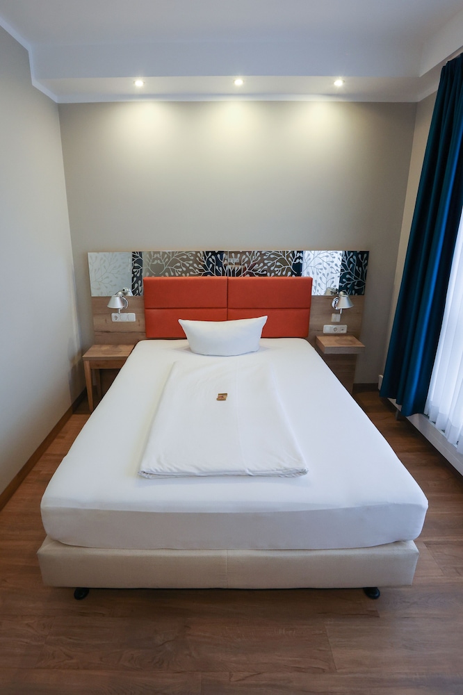 Hotel Blaubeurer Tor 16/50