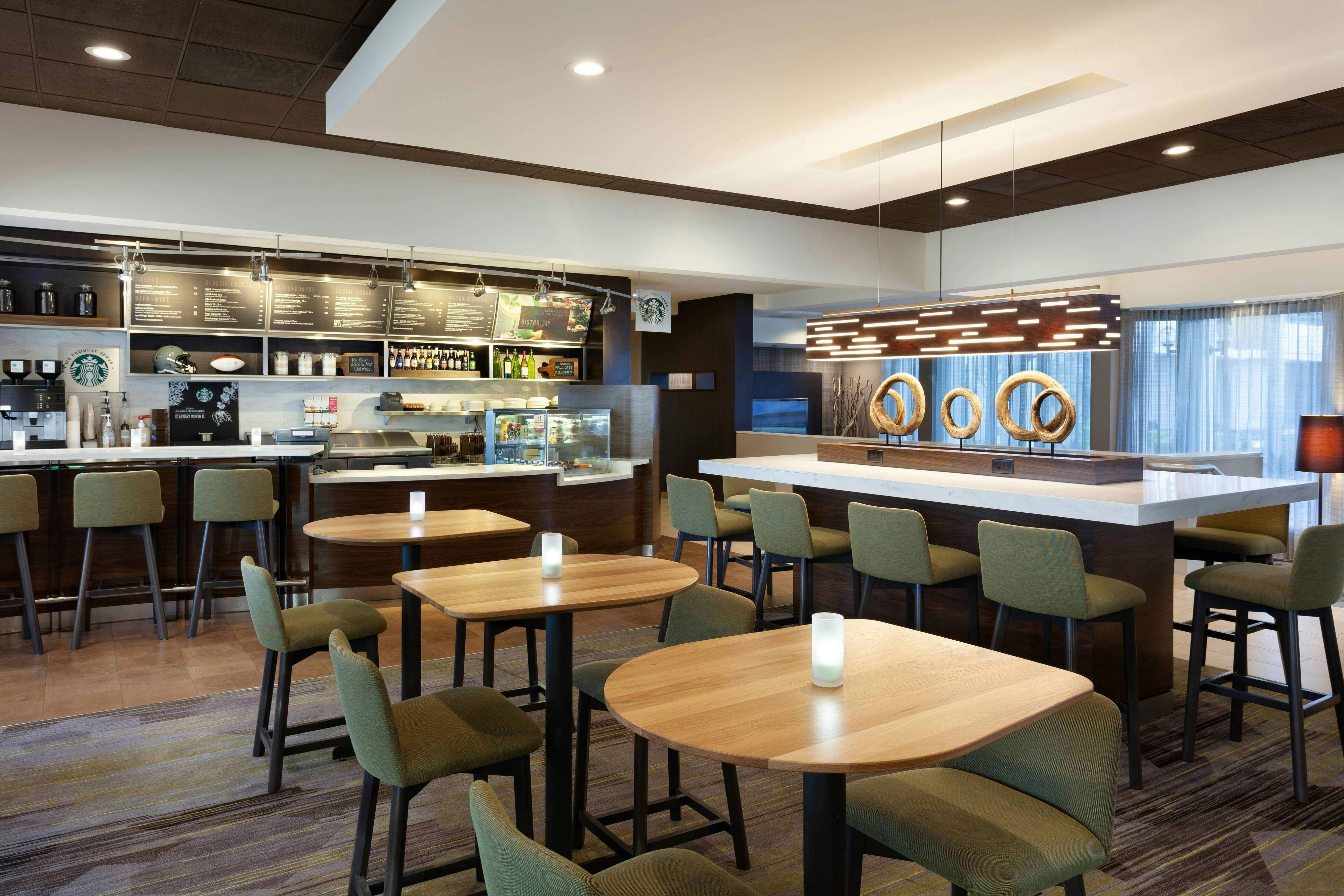Courtyard Marriott St Petersburg Clearwater 7/10