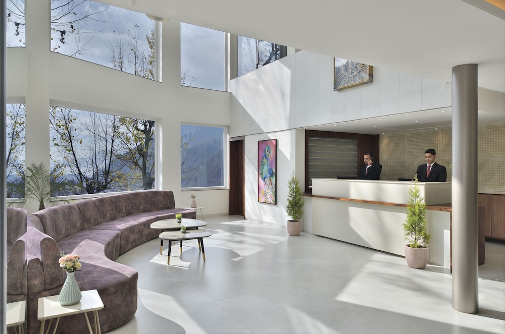 juSTa Grand View Resort & Spa Manali 15/73