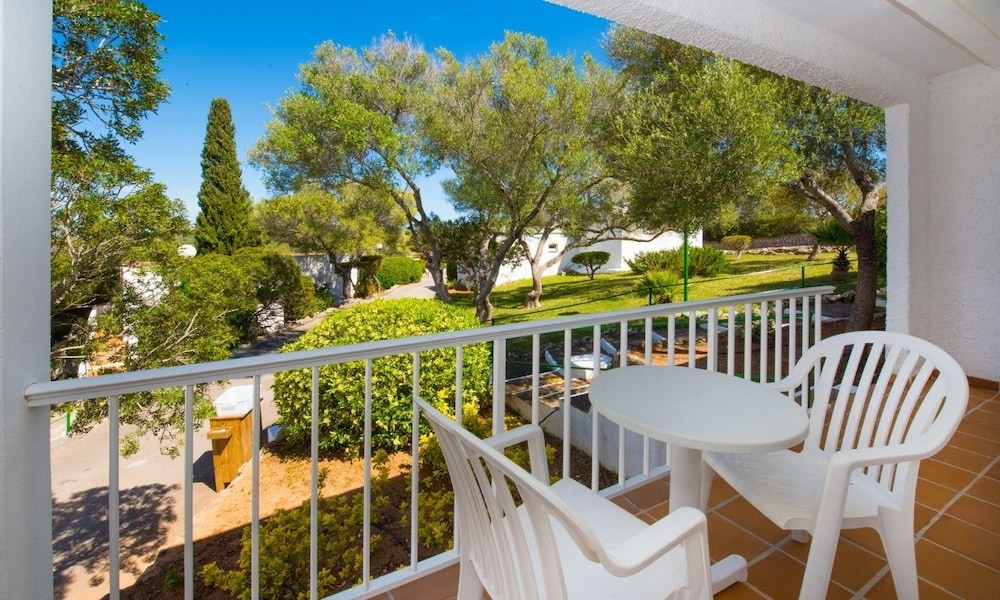 Hotel Cala Romantica 6/65