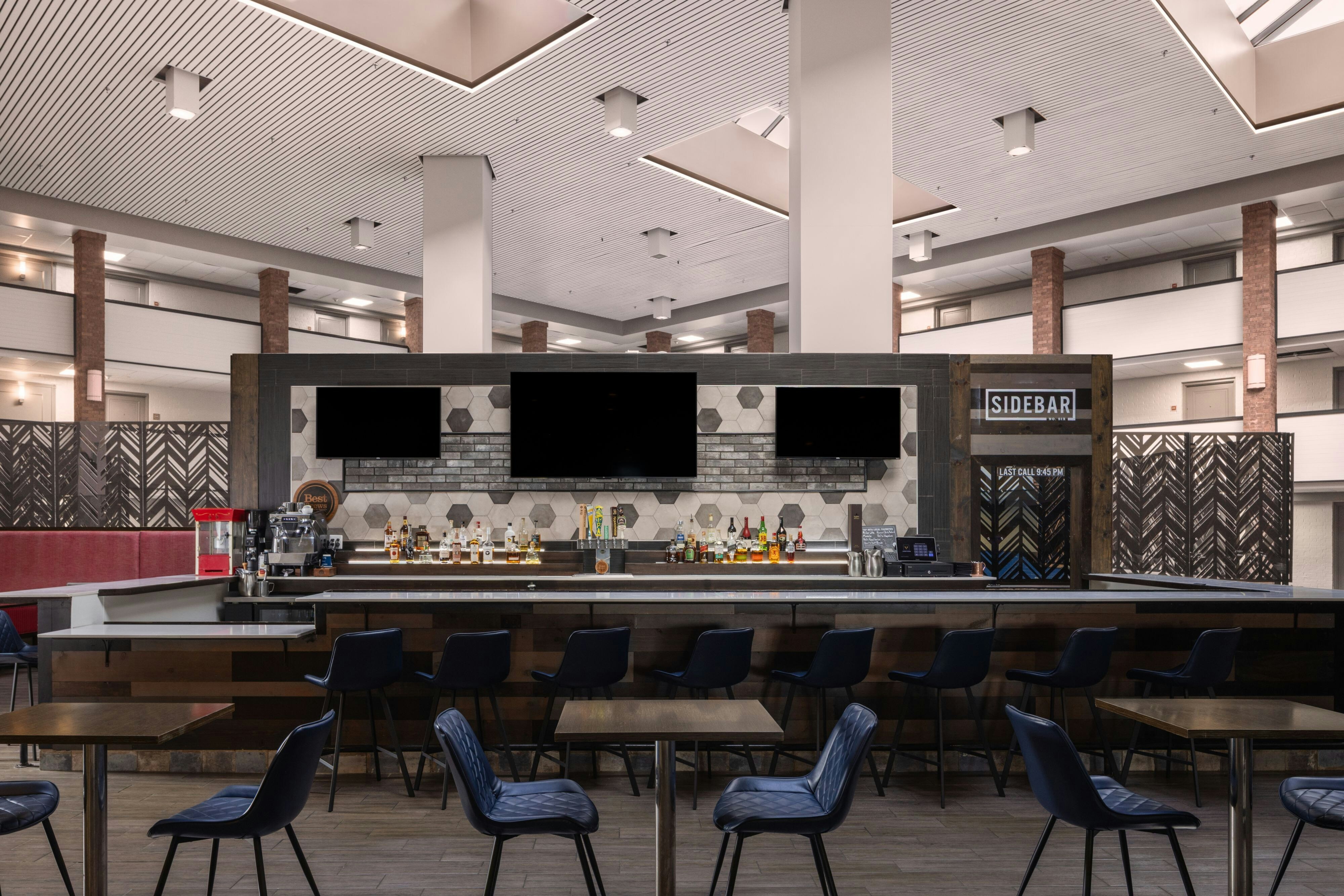 FOUR POINTS BY SHERATON DETROIT NOVI 42/63