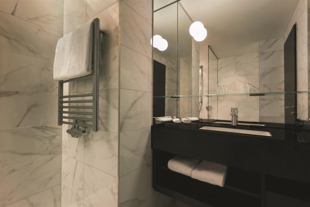 Adina Apartment Hotel Frankfurt Westend 16/49