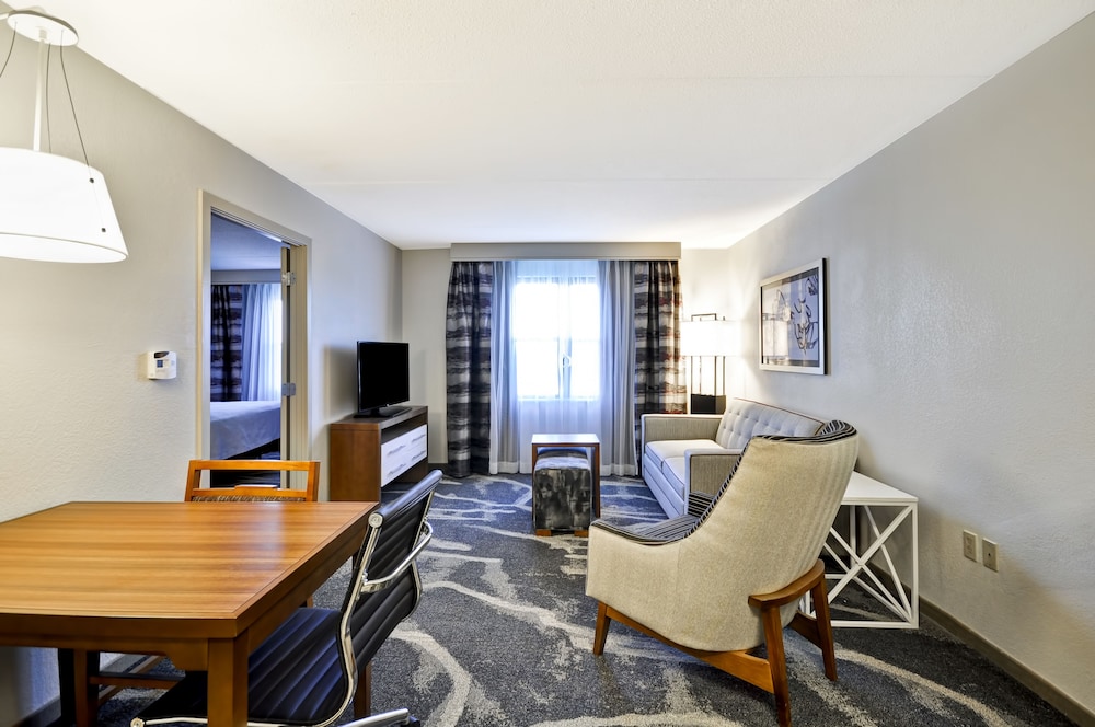 Homewood Suites by Hilton Boston-Peabody 37/55